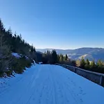 度假居 Cozy House In A Panoramic Location *